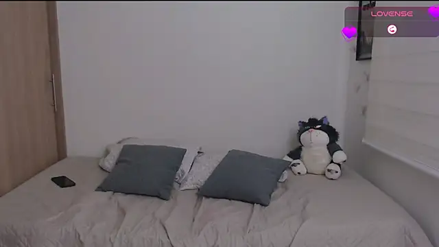 valeria4 live sex cam