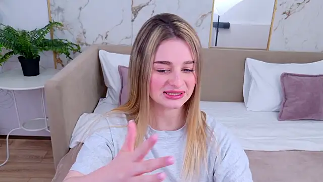 sweetylicky - SweetyLicky's free webcam - UK Sex Cams