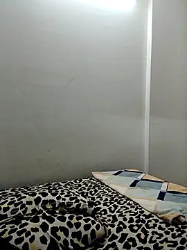 Webcam Model (shilpa-singh)  is live.Free join now!