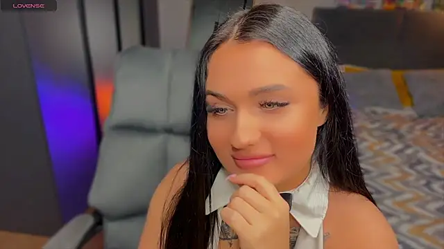 mygoddesshecate - Mygoddesshecate's free webcam - UK Sex Cams