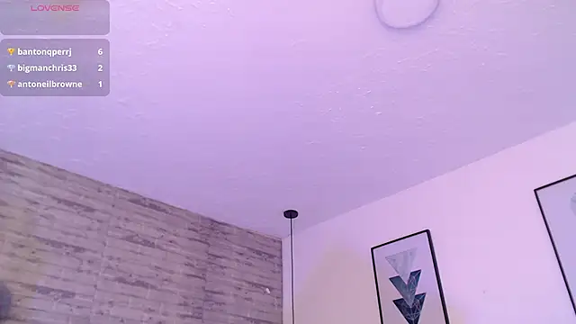 tinnacobb - TinnaCobb's free webcam - UK Sex Cams