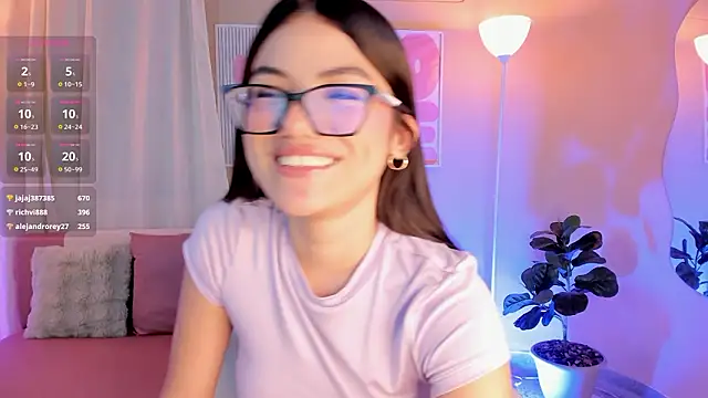 MarianaaDooll live sex cam