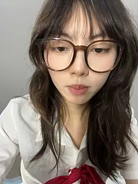 美女xuannv0000在线直播