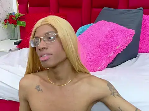 TiffannyValentine webcam