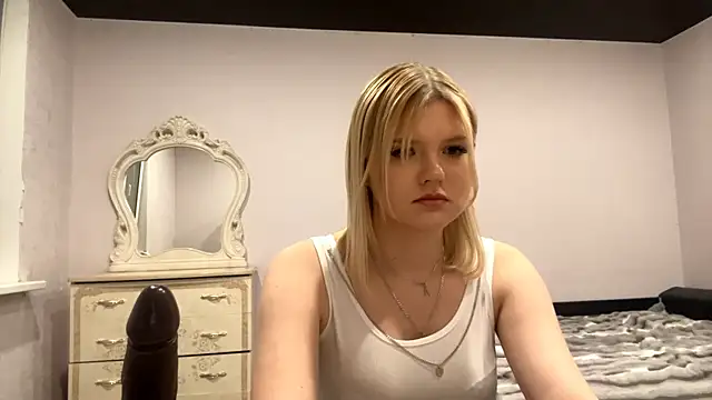 sweettanny - SweettAnny's free webcam - UK Sex Cams