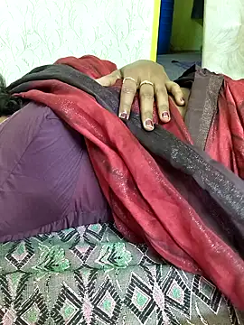 Webcam Model (Honey_rosetamil)  is live.Free join now!