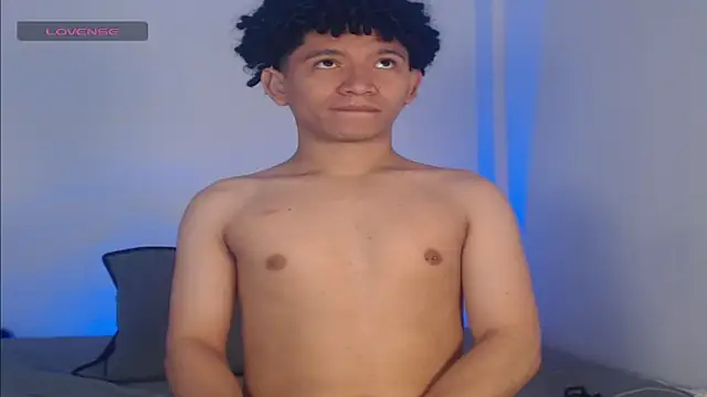 magno_03 (M young) - You look hot🔥