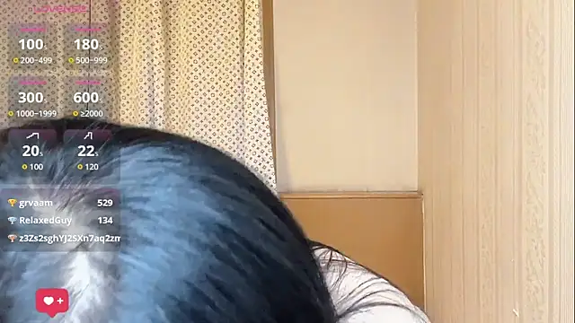 美女babyrita在线直播