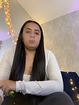 Antonella_Julieta live sex cam