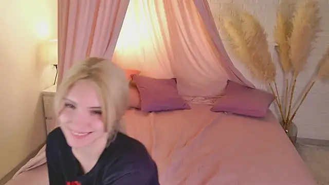 yayaa_love (F teen) - Take off my bra