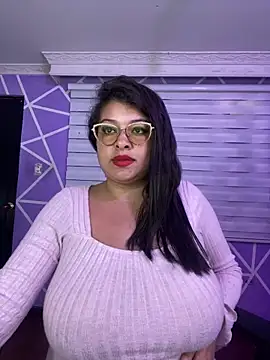 miiaajoness - MiiaaJoness's free webcam - UK Sex Cams