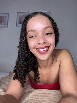 yasmin777_ - Yasmin777_'s free webcam - UK Sex Cams