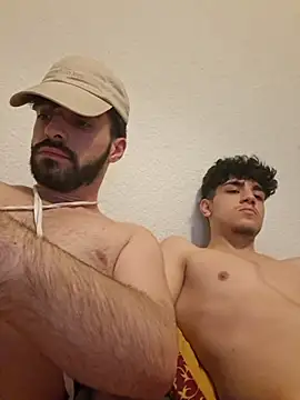 young_swisscouple webcam