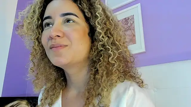 Charlotte11-11 live sex cam