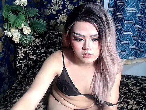 cute_asian22 (M twink) - im new lets cum together