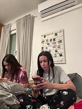 daniniescobarr - Daniniescobarr's free webcam