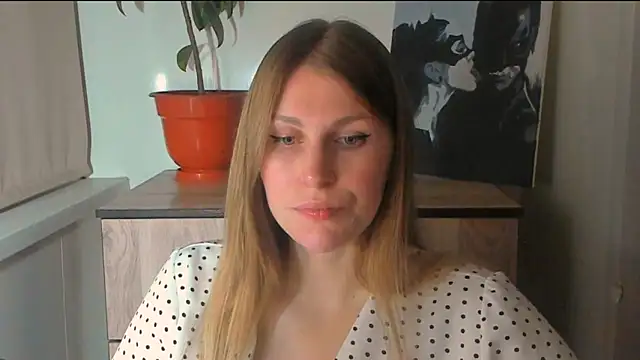 juliamuuun - JuliaMuuun's free webcam