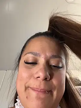 pretty__milf - Pretty__Milf's free webcam