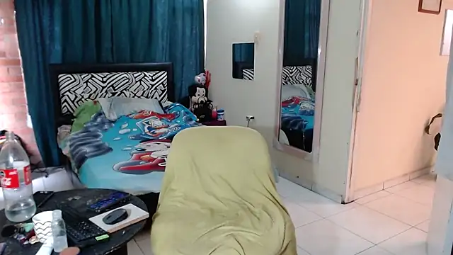 sashaferrari2000 - Sashaferrari2000's free webcam - UK Sex Cams