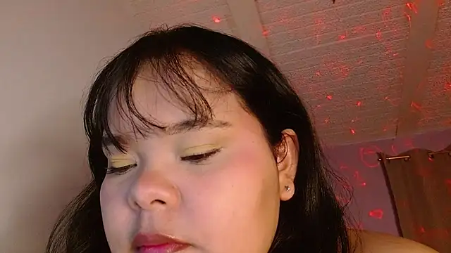 sexychubby___ - Sexychubby___'s free webcam - UK Sex Cams