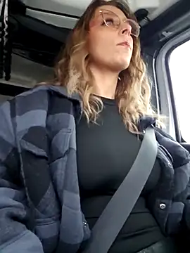 LilyOrion's Stripchat show and profile