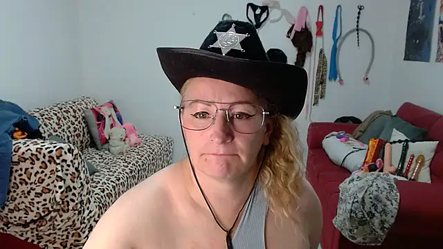 emperabigbootybigass