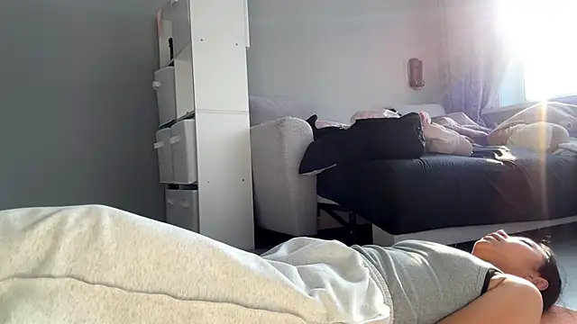 sweetmiaxo - SweetMiaXO's free webcam - UK Sex Cams