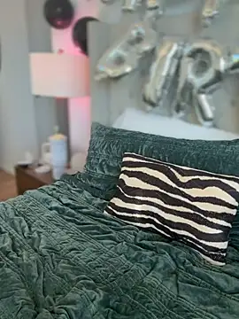 lovelillyy (F young) - LAST TIPPER CHOOSES WHERE I RUB OIL ;)