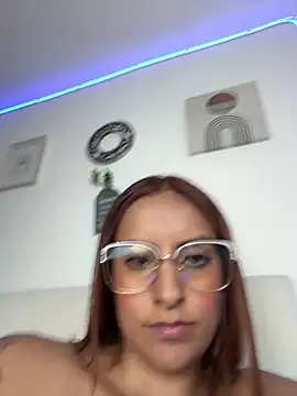 seized_lust (F young) - Full naked // spanks ass