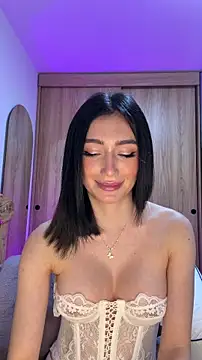 Webcam Model (Maddy_Jones)  is live.Free join now!