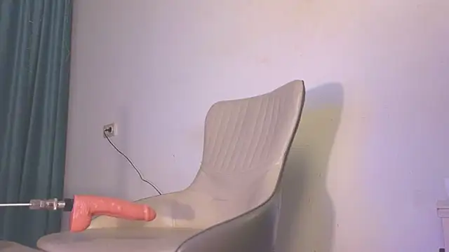 AudreyMell live sex cam