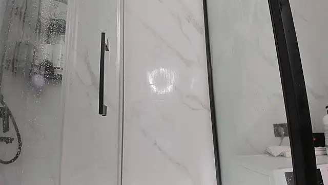 AdaBell live sex cam