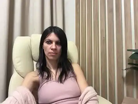 injaathome - InjaAtHome's free webcam - UK Sex Cams