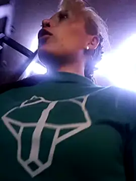 tefannyy_ - Tefannyy_'s free webcam - UK Sex Cams