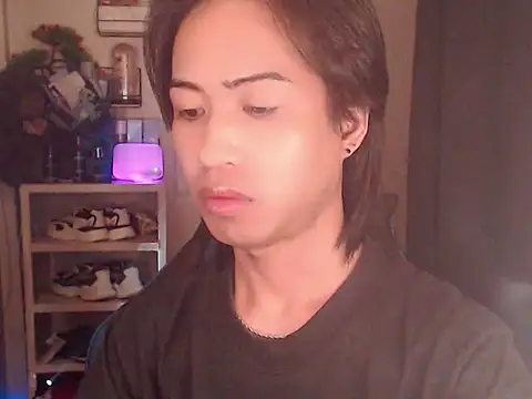 erin_23 - Erin_23's free webcam - UK Sex Cams