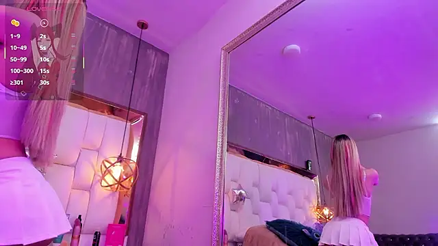 private chat room Foxxy Doll