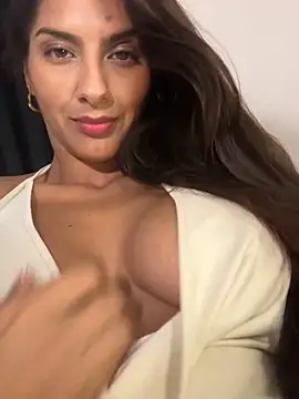 chicachocolate01 (F young) - Doggy + 10 spanks ass 🔥