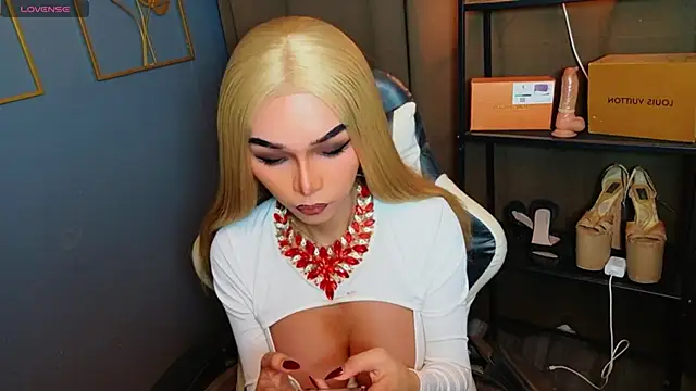 CelinaWintour webcam