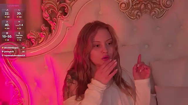 MollyHilton live sex cam