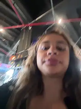 babykathy (F teen) - Wet my pussy + cum