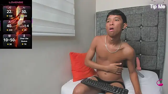 Little_Twink19x live sex cam