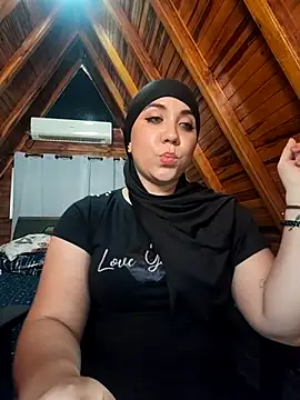 ambarburhan - AmbarBurhan's free webcam - UK Sex Cams