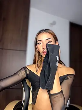 nikol_rang__ (T teen) - suck dildo