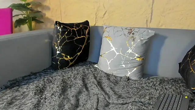 elliot_colton webcam