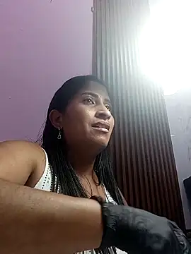 CarolinaNavas33 live sex cam