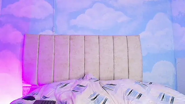 aliclark - Aliclark's free webcam