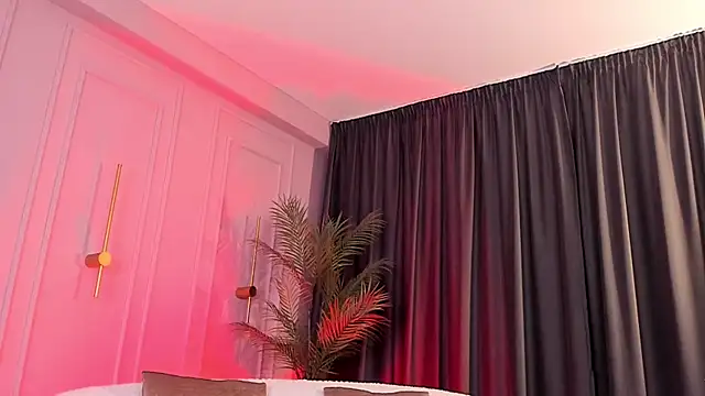 silvereyesz - SilverEyesz's free webcam