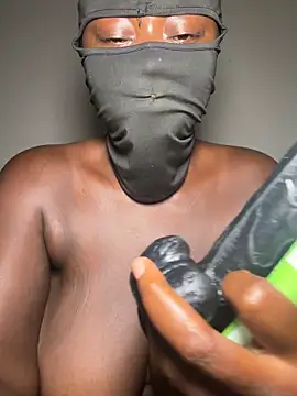 Webcam Model (sweet1111)  is live.Free join now!