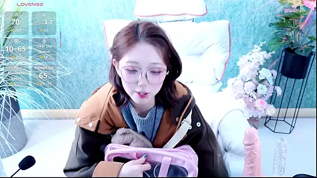 美女ZoeLily2026在线直播