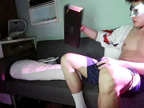 boyhigh1997 live sex cam